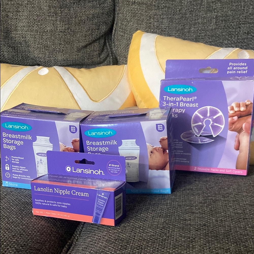 Lansinoh Breastfeeding Care Kit - Purple and Blue